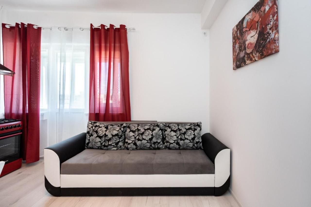 Spacious And Cozy Apartment In Central Bukurešť Exteriér fotografie